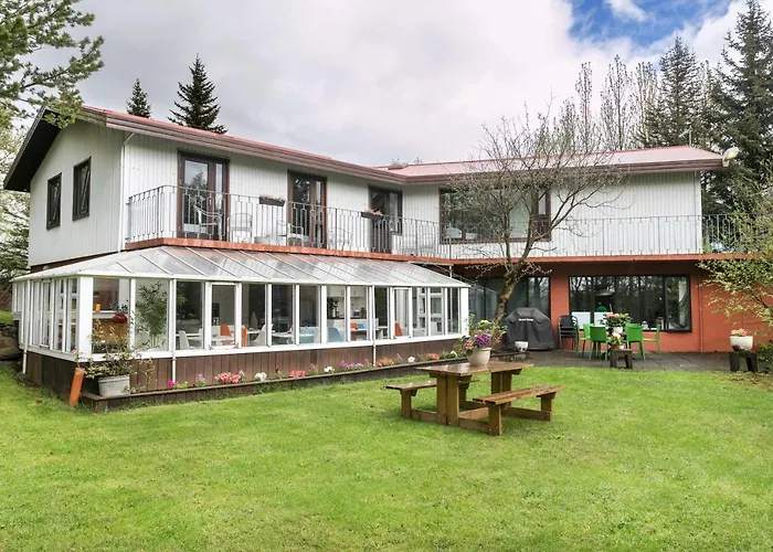 Brekkugerdi Guesthouse