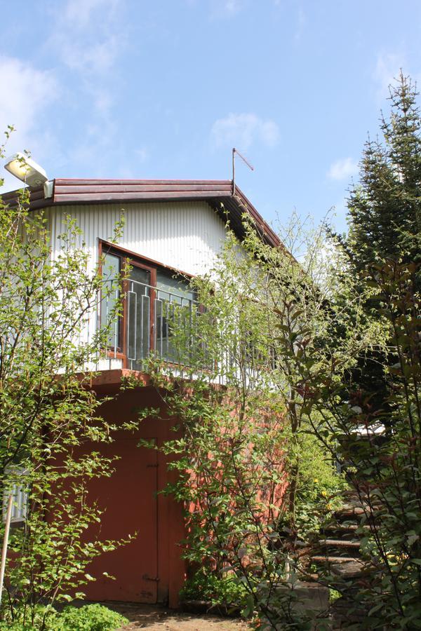 Guest house Brekkugerdi 2*